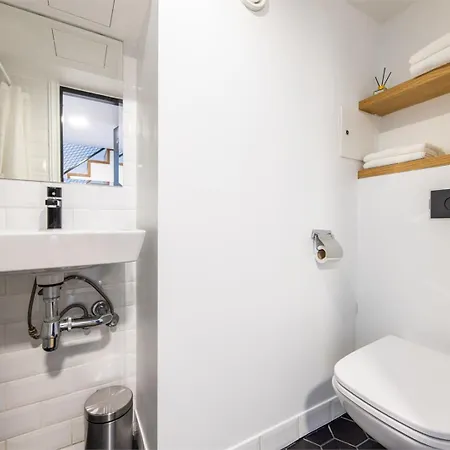 Modern Duplex 15 * タリン